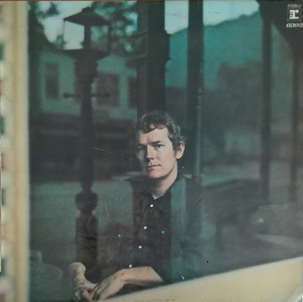 Gordon Lightfoot – Sit Down Young Stranger